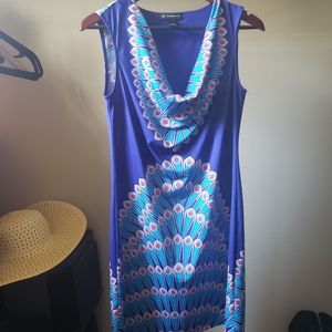 No sleeve, scoop neckline summer dress